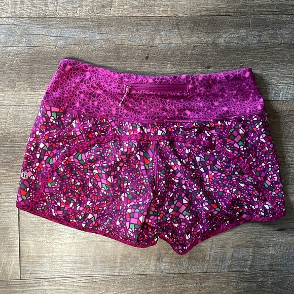 Lululemon Run Times Paradise Camo Mosaic Multicolor shorts - Picture 3 of 3